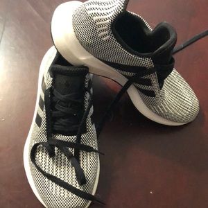 Men’s adidas tennis shoes